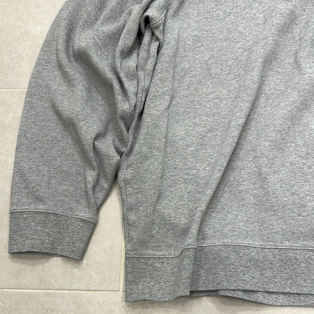 Vineyard Vines Gray Pullover - image 6